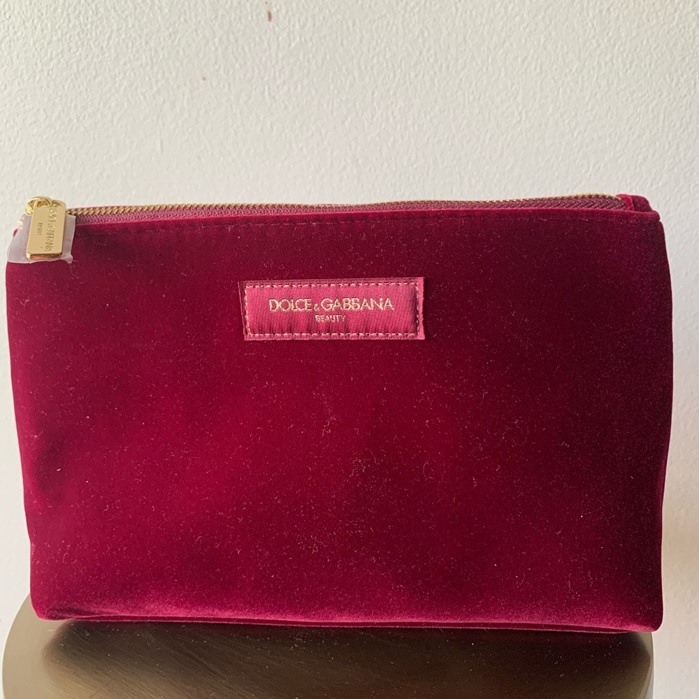 NWOT DOLCE & GABBANA velvet makeup bag